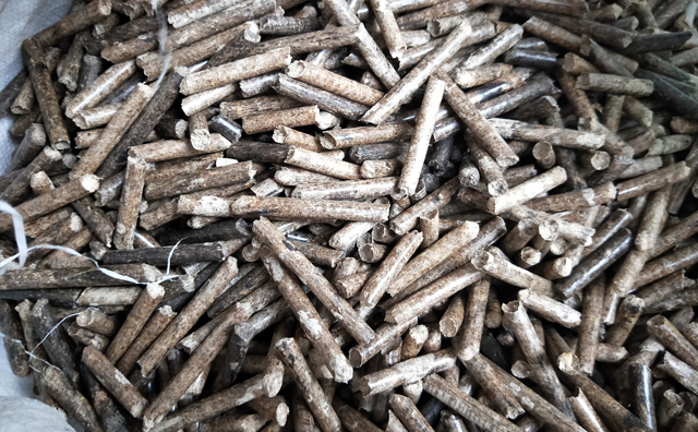 玉米秸稈顆粒機(jī)顆粒燃料圖